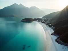 Hapet Sazani!/ Rinisin vizitat turistike. Ja deri kur do të lejohen