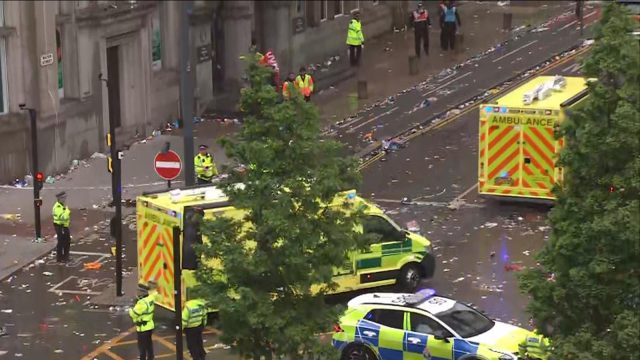 skynews-liverpool-parade_6928089