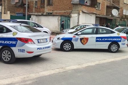 -450-300-1749366103x640-0-policia-vlore-1-1712645901-642