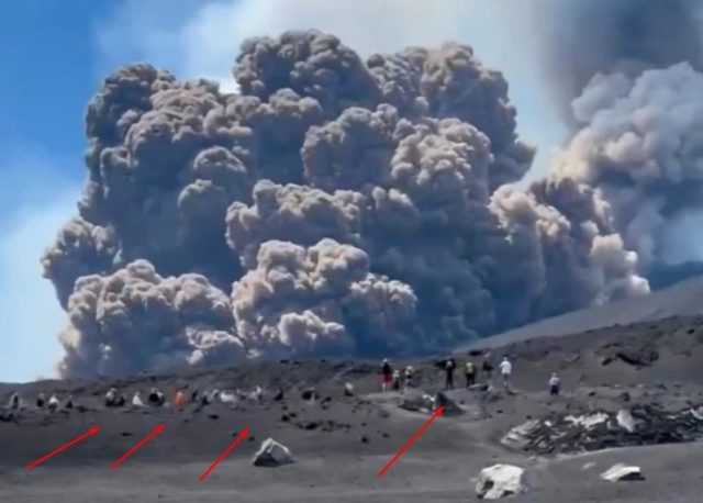 -800-0-1748869316x900-0-1748865914xmomenti-i-shperthimit-te-vullkanit-etna-519-157 Vullkani Etna, një nga më aktivët dhe më të fuqishmit në botë, mbetet një simbol i fuqisë natyrore, një monument i gjallë që prej mijëra vitesh dominon peizazhin e Siçilisë.