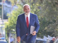 Deputetët e rinj fillojnë shkollën