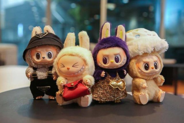 KULTURE-Labubu-kukulla-kineze-elf-ia-kaloi-kompanise-Mattel-te-Barbiet