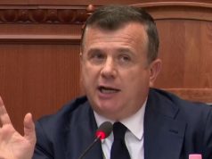 Balla-opozitës për skandalet e Berishës: Reflektoni dhe ejani të bashkëpunojmë. Hiqni dorë nga ai turp! Paguhet me taksat e shqiptarëve dhe shkon e bërtet: narkoshteti!