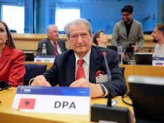 Berisha kërkoi një mision faktmbledhës në Shqipëri, PPE: prioritet në objektivat tona