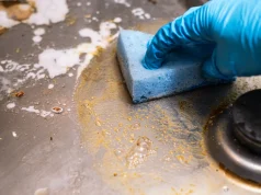 Një gabim i zakonshëm në kuzhinë mund të jetë shkaku i puçrrave – dhe nuk ka fare lidhje me ushqimin që konsumoni