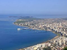 Deklaroi se u vetëplagos me pistoletë. 35-vjeçari nga Vlora dërgohet në Spitalin e Traumës