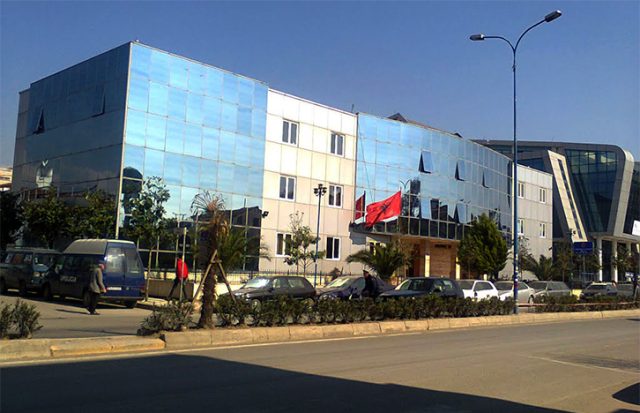 kamez_komisariati_policise_21761