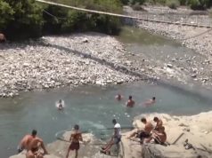 Mbytet në lumë një 22-vjeçar