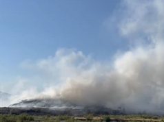 Landfilli i Elbasanit prej 5 ditësh në flakë, qytetarët në “luftë” me tymin toksik.