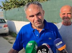 “Policia vinte shpesh në shtëpinë e tyre, kishin konflikte”, flet i vëllai i 56-vjeçarit që u mbyt nga e bija në Fier: E mora vesh lajmin nga kunata….