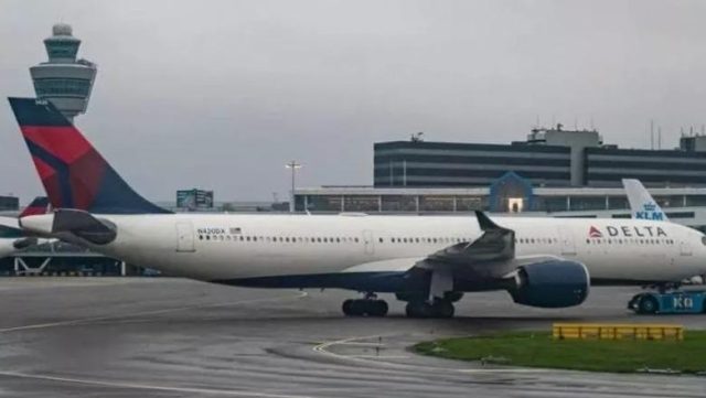 1753949019_avion