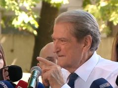 Kina po ndërton një robot shtatzënie i aftë të lindë një fëmijë