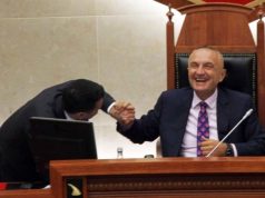 Ilir Meta publikon letër të gjatë për Arben Ahmetajn: “Rrëmbimi im? Më kujtoi Aldo Moron. Në burg më ndaluan edhe ping-pongun”