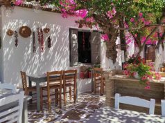 Kriza e punëtorëve në turizëm: Greqia kërkon staf nga jashtë BE-së, por përballet me pengesa serioze