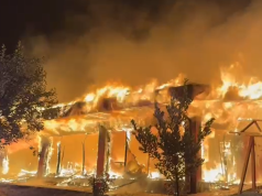 Zjarri përfshin restorantin e agjentit të BKH në qendër të Thethit, evakuohen dhjetëra turistë