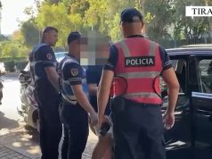 U kap prej telefonit. Policia Rrugore e Tiranës ndalon rastësisht pjesëtarin e një organizate kriminale të akuzuar në Spanjë, për mashtrim me pasoja të rënda.