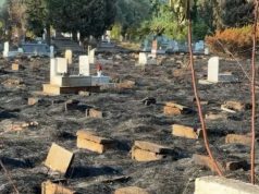 I vuri flakën varrezave, në ndjekje penale 33-vjeçari por jo punonjësit e Bashkisë Elbasan që kanë për detyrë ta pastrojnë barin që pushton varret