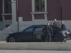 ‘Turi’ i Ramës në bashkitë e vendit/ Kryeministri mbërrin në Bashkinë e Durrësit