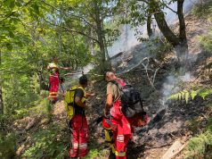 Situata alarmante e zjarreve në Shqipëri: 9 vatra aktive dhe mbi 90 hektarë të djegur