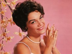 Kënga e saj “Pretty Little Baby” u bë virale këtë verë në TikTok. Ka ndërruar jetë Connie Francis, ikona e muzikës amerikane
