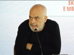 Rama ultimatum bizneseve në Lungomare: Trotuaret janë për qytetarët, jo për barrikada! Koha për ta çliruar Vlorën