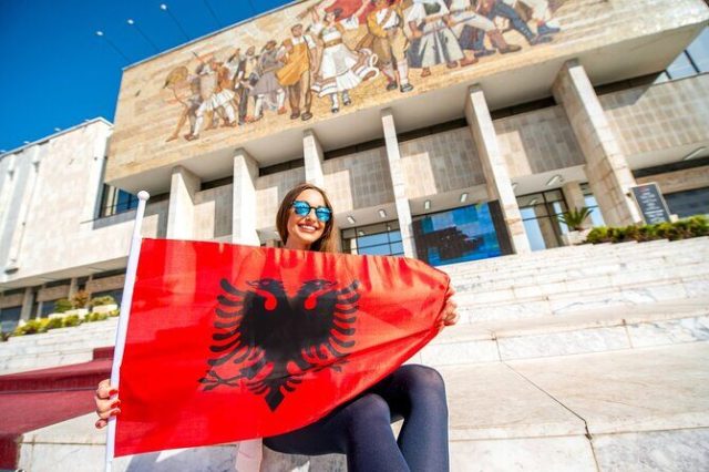 historic-corners-of-tirana-guided-walking-tour