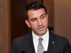 Zv.Drejtori i Përgjithshëm i Burgjeve: 100 telefona të sekuestruar gjatë një viti, s’kemi mungesë stafi! Shoqërimi i Veliajt, jo me 30 por me 5 policë