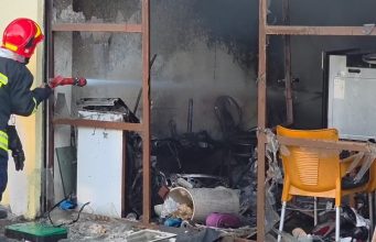 Shpërthim zjarri në një magazinë në Durrës, humb jetën një 25-vjeçar nga Bangladeshi