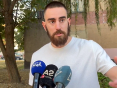 “Çekiçi”, që theu xhamat e Bashkisë së Korçës: Rama më sulmoi lagjen, nuk pendohem!