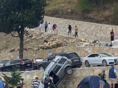 Aksident në Malin e Tomorrit, makina bie mbi tendën e kampingut