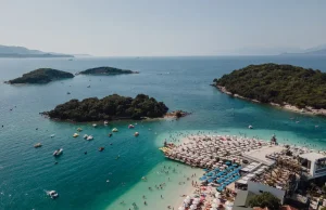 Tragjedi në Ksamil, humb jetën 20-vjeçari pasi “Benzi” doli nga rruga