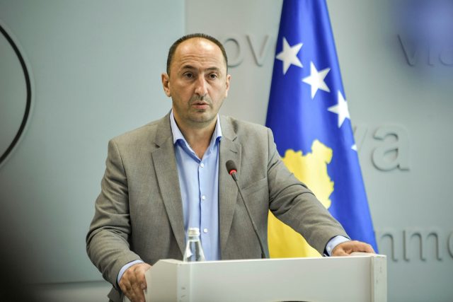 Liburn-Aliu-jep-doreheqje-shkaku-i-Dimal-Bashes-nsajderi.org_