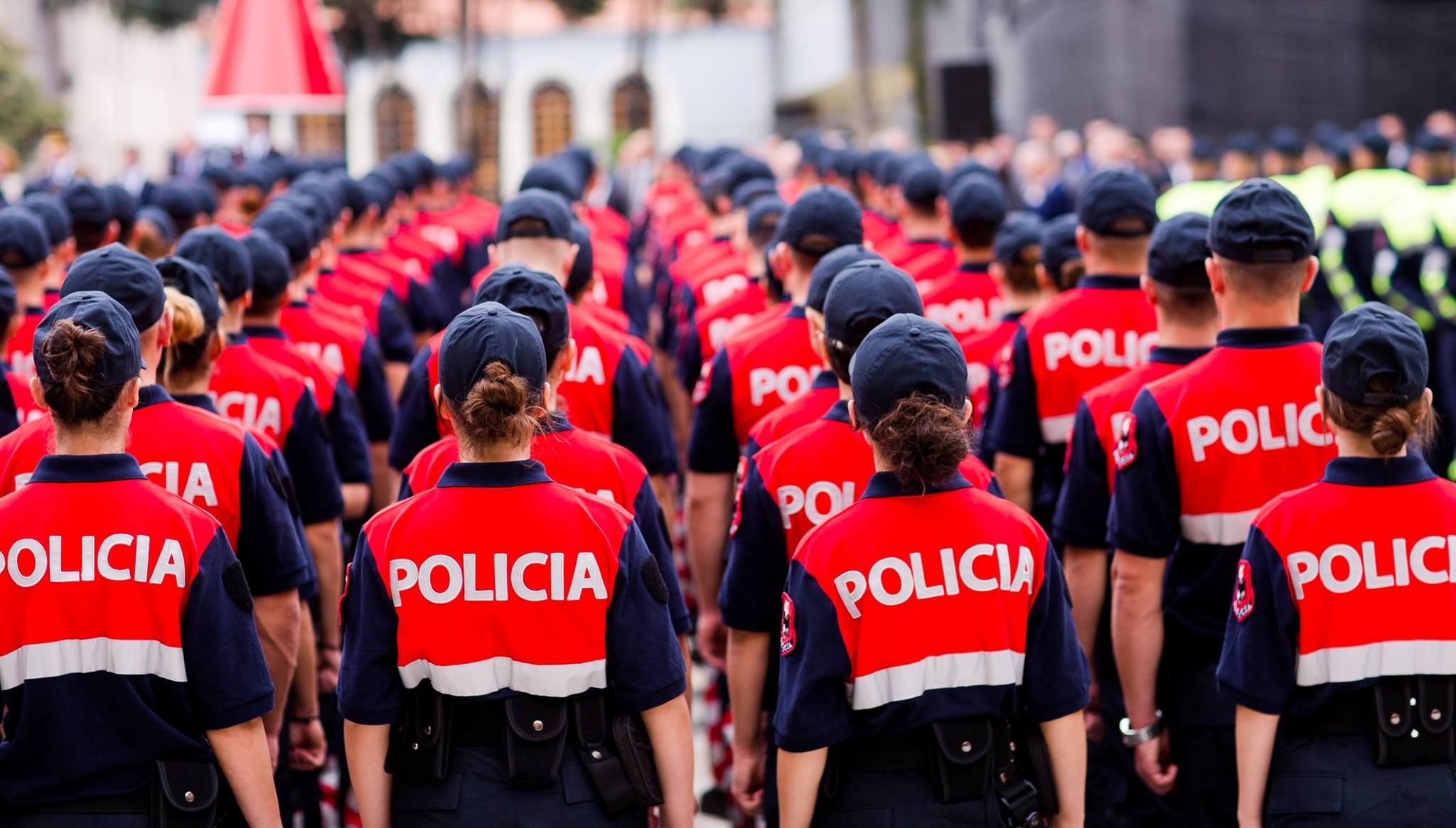 Urdhri: Mbi 30 vjeç nuk mund të bëhesh polic - Albanian Insider Agency