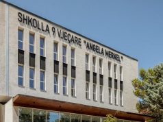 Rama publikon pamje nga shkolla e re “Angela Merkel” në Kamzë: Në respekt të mbështetjes që kancelarja dha pas tërmetit