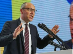 Politikani i njohur ukrainas Andriy Parubiy u qëllua për vdekje në Lviv