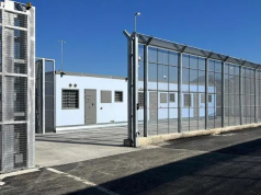 Dështimi politik dhe katastrofa ekonomike e kampeve të emigrantëve në Shqipëri