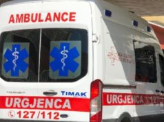 Aksident në aksin Tiranë-Durrës! Një i vdekur, 2 të plagosur