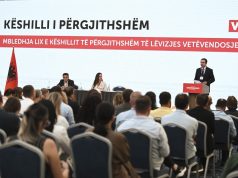 Kriza në Kosovë/ Kurti e Konjufca sulmojnë Kushtetuesen, opozita Vetëvendosjen