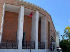 Sa do paguajnë shqiptarët në banka? Vendimi për të ulur komisionet e pagesave elektronike, kursime deri në 10 herë më shumë