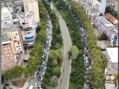 Kaos në Tiranë në nisje të vitit shkollor, kryeqyteti ‘paralizohet’ nga trafiku. Problematika të mëdha paraqiten në Laprakë