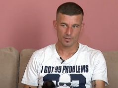 ‘Mbreti’ i maceve të rrugës/ Kujdeset dhe ushqen 200 kafshë në Tiranë: E gjithë rroga shkon për ushqim dhe kurim