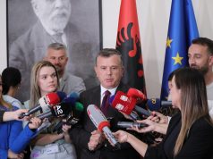 Balla hedh poshtë kërkesat e opozitës