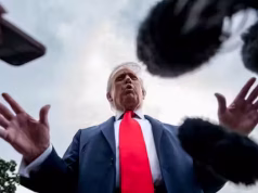 Trump thotë se rrjetet televizive që janë kundër tij mund të “humbin” licencën