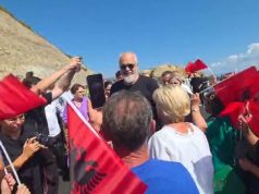 Me valle, daulle, kulaç e raki, Rama inauguron Qukës-Qafë Plloçe