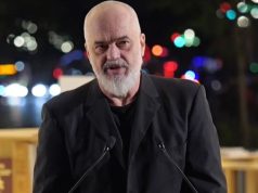 Rama flet për ndeshjen me Serbinë në një takim me arkitektë: Shpresoj që t’i sillni fat kombëtares shqiptare