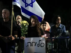 Çfarë po ndodh pas marrëveshjes së armëpushimit në Gaza? Pengje të liruar, zemërim, lirime masive dhe paqartësi politike