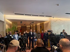 Florian Binaj “bashkon” opozitën, kandidati për Bashkinë e Tiranës nis fushatën