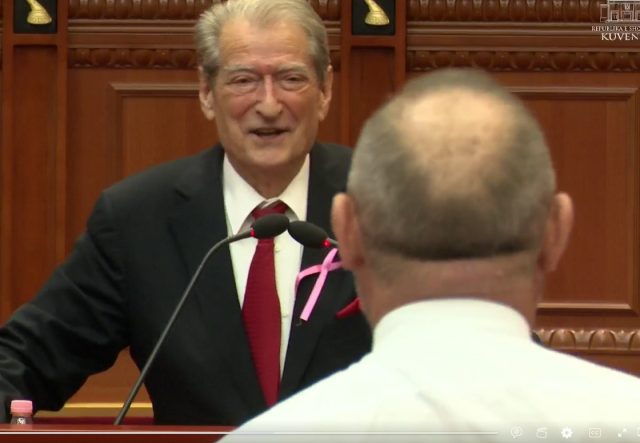 Screenshot 2025-10-30 195824