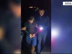 Pamjet/ Zbardhen disa vjedhje në Livadh. Arrestohet 33-vjeçari nga Elbasani – i kapet drogë, thikë dhe veshje të përdorura gjatë grabitjeve