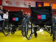 Fondacioni Mane dhuron 200 karroca me rrota në Vlorë për personat me aftësi të kufizuara